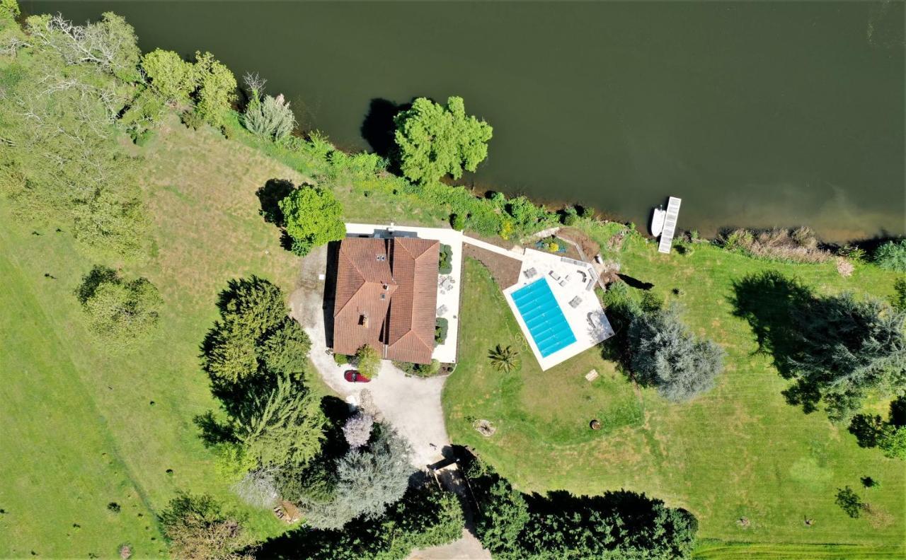 Domaine Du Beau Rivage Bed and Breakfast Le Temple-sur-Lot Exterior foto